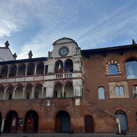 Dimora Palazzo Delle Gabette - Centro Storico Apartment ปาเวีย ภายนอก รูปภาพ