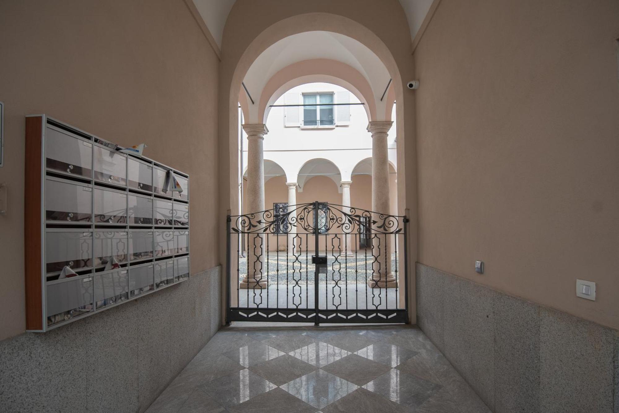 Dimora Palazzo Delle Gabette - Centro Storico Apartment ปาเวีย ภายนอก รูปภาพ